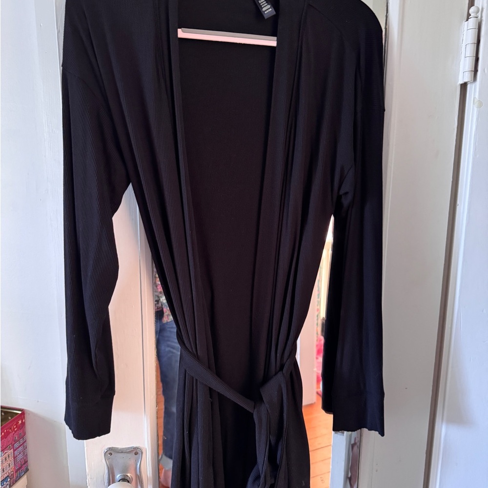 Skims short ribbed Black Women's Robe small